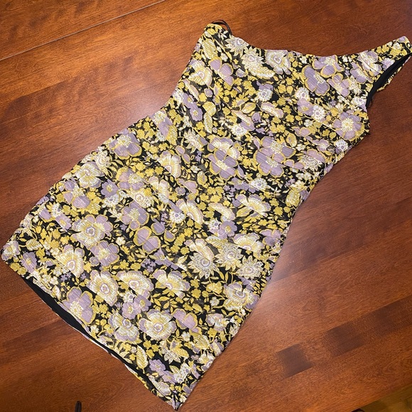 Zara Dresses & Skirts - NWT Zara Floral Gold One Shoulder Mini Dress